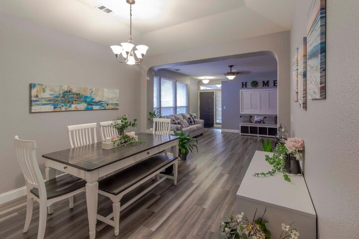 Property Photo: 2816 Cornelius Way CA 95758