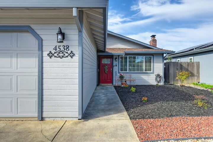 Property Photo: 4538 Winners Circle CA 95677