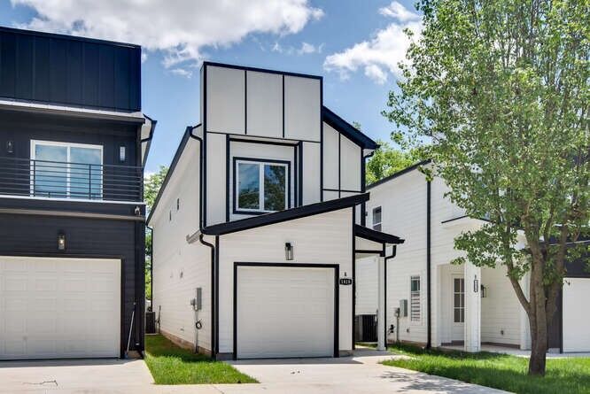 Property Photo:  1814A Ashton Ave  TN 37218 