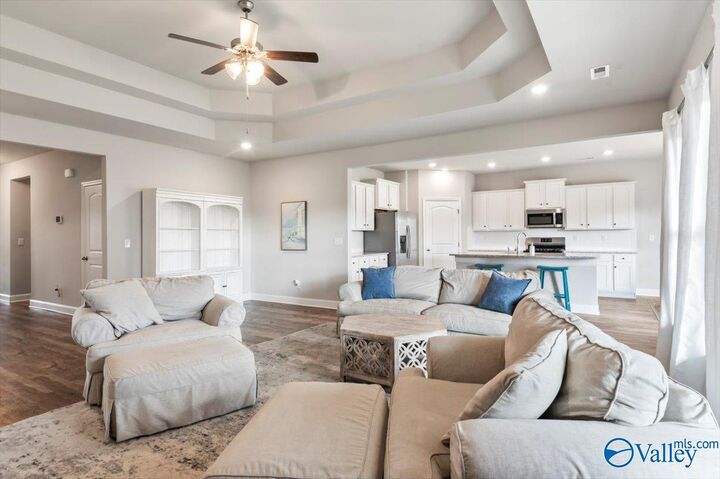 Property Photo: 1863 Fox Meadow Trail AL 35055