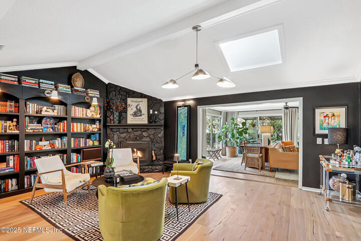 Property Photo:  103 Neptune Court  FL 32082 