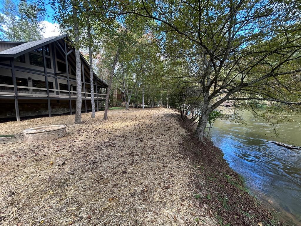 Property Photo:  577 Blackberry  GA 30559 