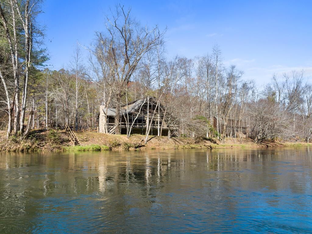 Property Photo:  577 Blackberry  GA 30559 