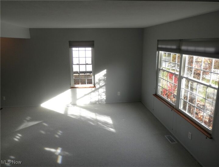 Property Photo: 8080 Harbor Creek Drive 1103 OH 44060