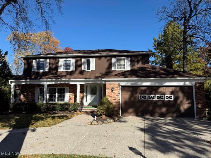 Property Photo:  9474 Stoney Creek Lane  OH 44130 