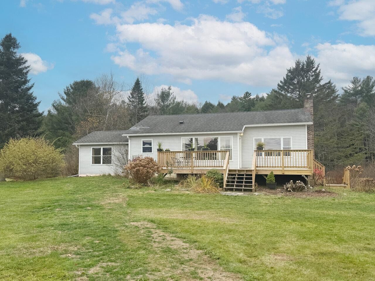 Property Photo:  51 Hanley Lane  VT 05465 