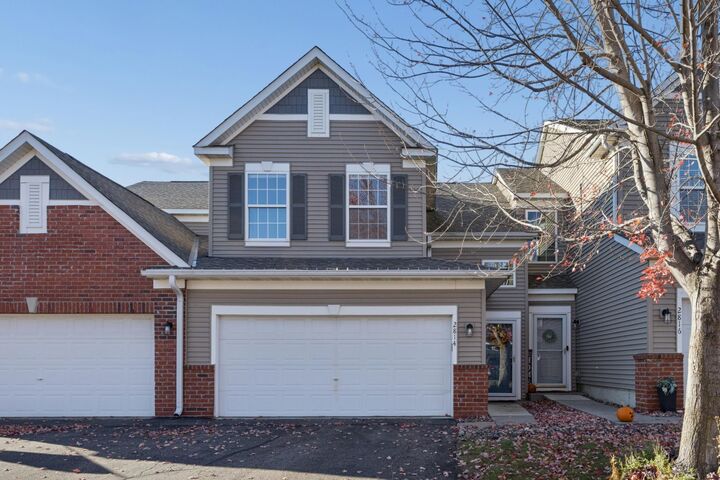 2814 Spy Glass Drive  Chaska MN 55318 photo