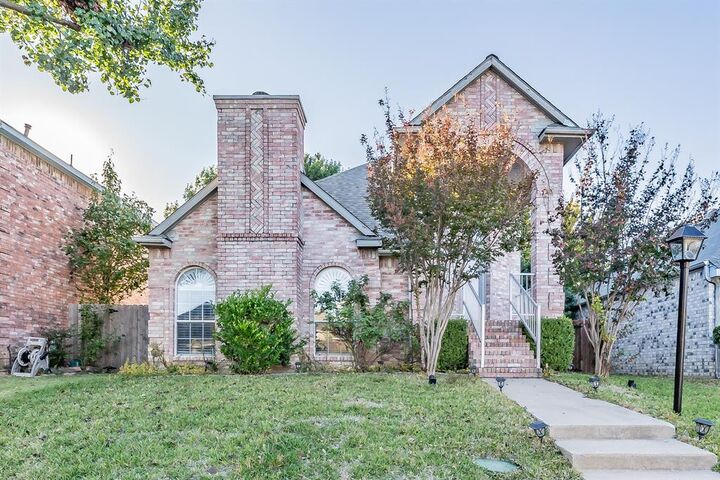 Property Photo: 1714 Circle Creek Drive TX 75067