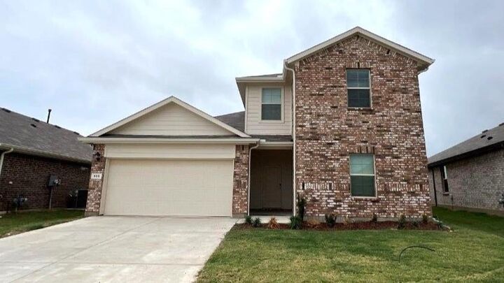 Property Photo: 905 Ingalls Park Lane TX 76131