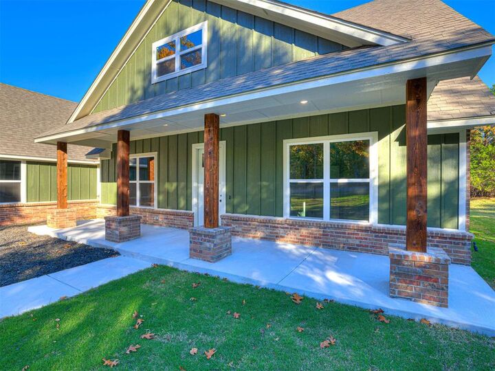 Property Photo: 990580 Hickory Grove Trail OK 73045