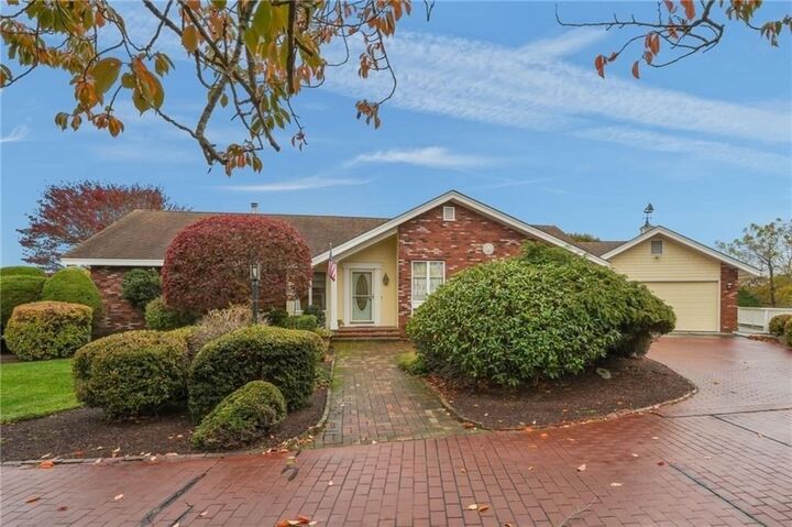 Property Photo:  68 Riverscape Lane  RI 02878 