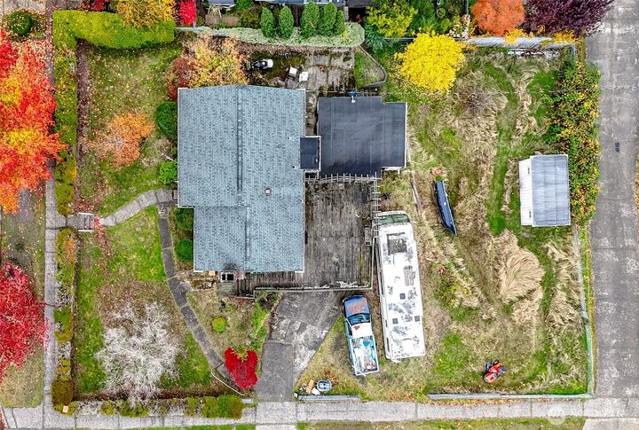 Property Photo:  4054  48th Avenue SW  WA 98116 