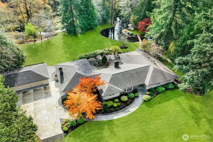 19121 NE 127th Street  Redmond WA 98052 photo