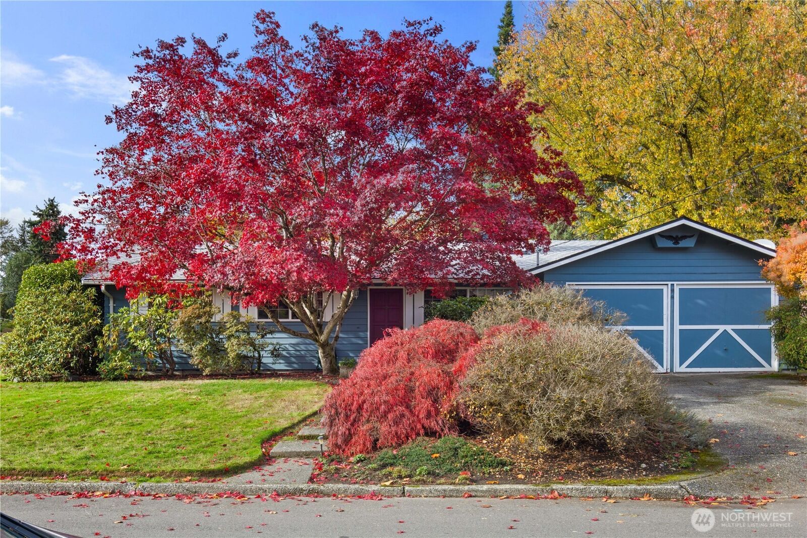 Property Photo: 429 155th Place SE WA 98007