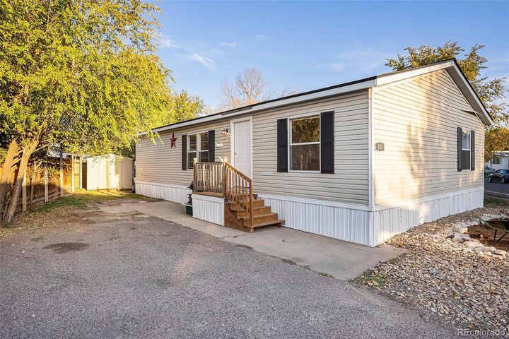 Property Photo: 6500 E 88th Avenue CO 80640