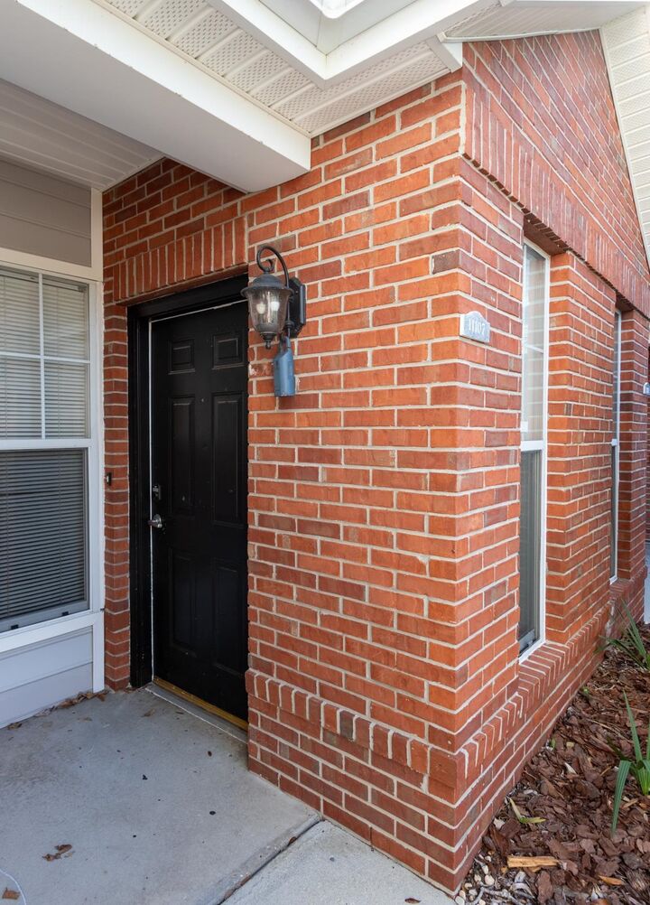 Property Photo: 11107 Harbour Vista Cir FL 32080