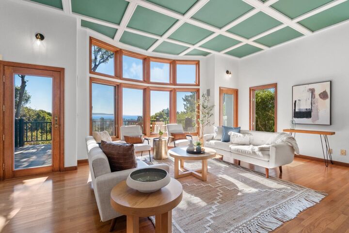 Property Photo:  625 Quail Run  CA 95003 