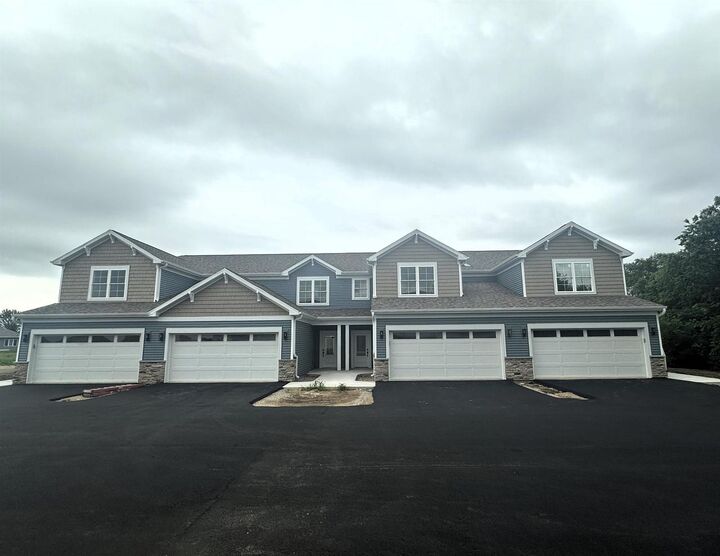 Property Photo: 3164 South Bartells Dr Drive 202 WI 53511