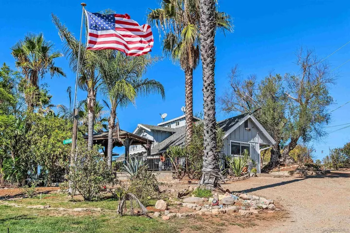 Property Photo: 11270 San Luis Rey Dr CA 92082