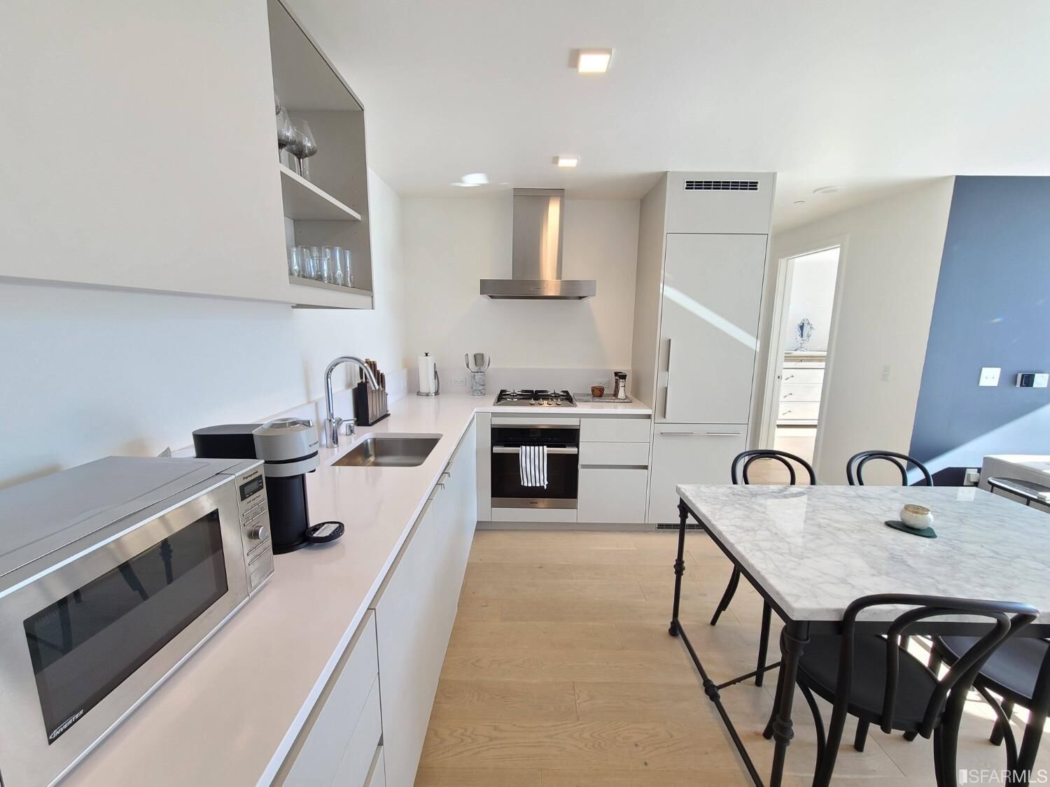Property Photo: 1545 Pine Street 1206 CA 94109
