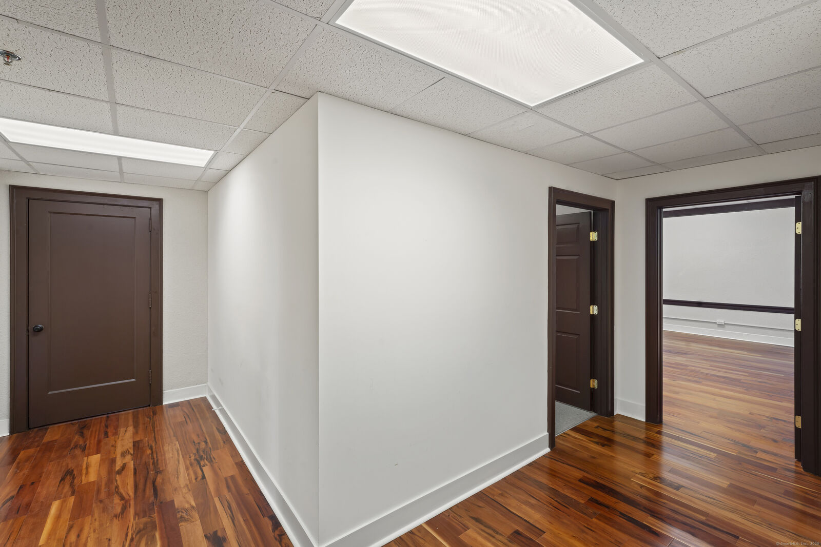 Property Photo: 216 Crown Street 4A CT 06510