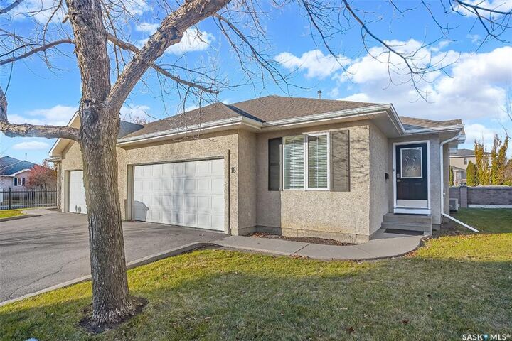 Property Photo:  138 Banyan Crescent 16  SK S7V 1G8 