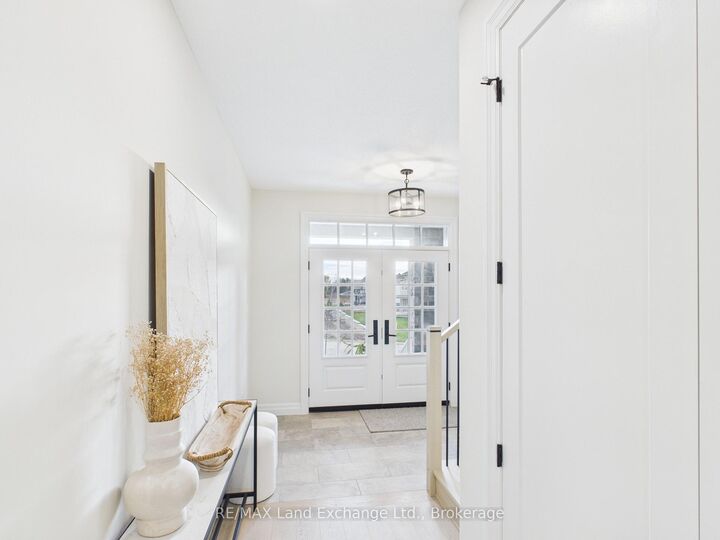 Property Photo:  99 Inverness Street N  ON N2Z 1J4 