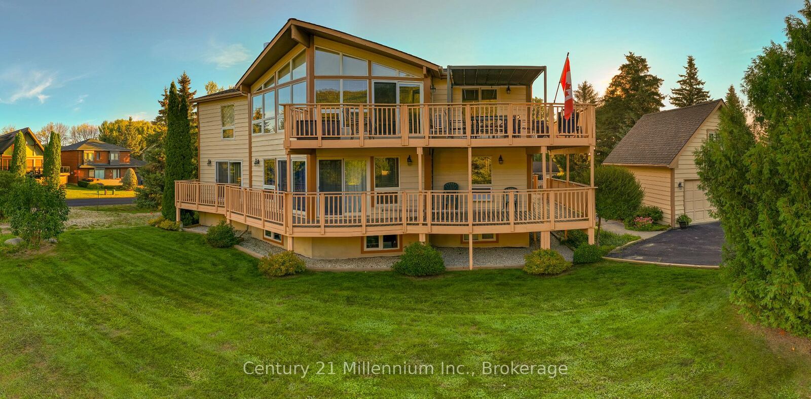 Photo de la propriété: 130 Pioneer Lane ON L9Y 0M7