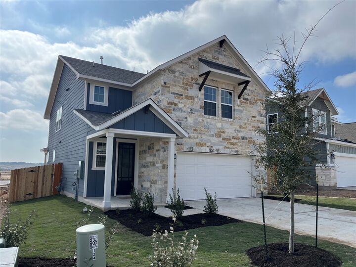 Property Photo: 124 Clover Bend TX 78642