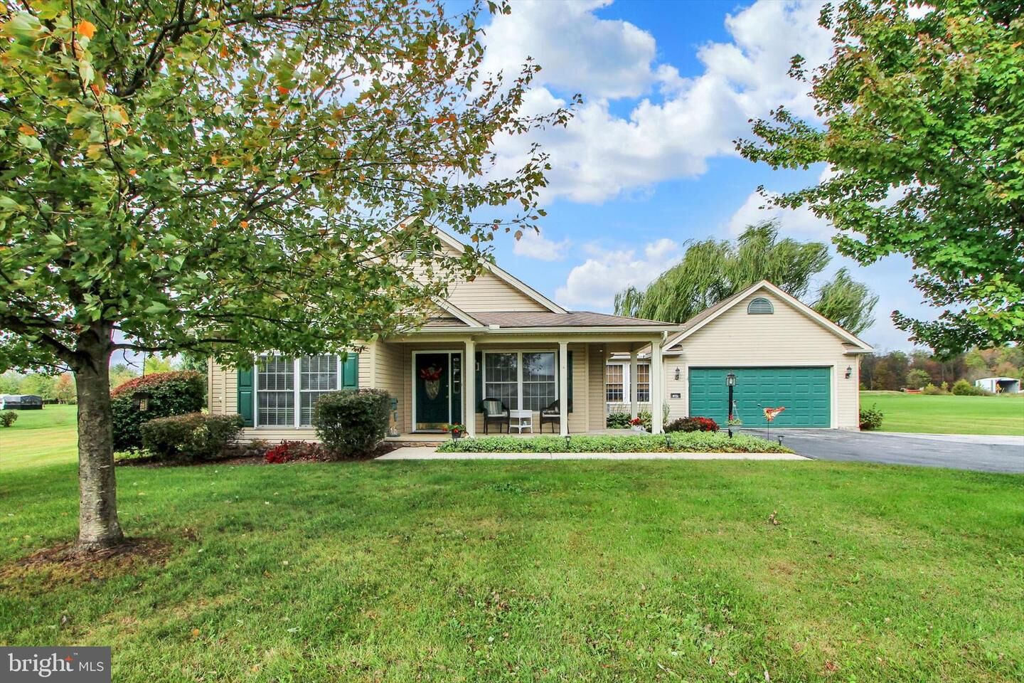 Property Photo:  975 Hoffman Home Road  PA 17325 