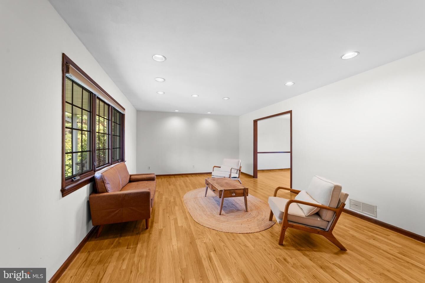 Property Photo:  1602 Harbourton Rocktown Rd  NJ 08530 