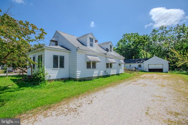 Property Photo: 605 4th Street MD 21861