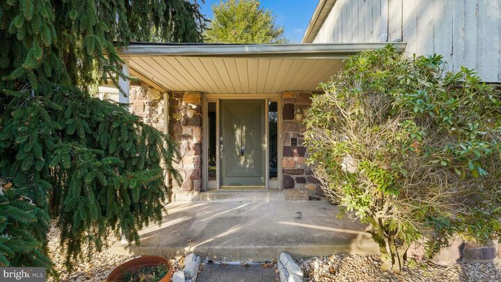 Property Photo: 28 Peter Drive PA 18954