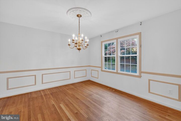 Property Photo: 7416 Hallcrest VA 22102