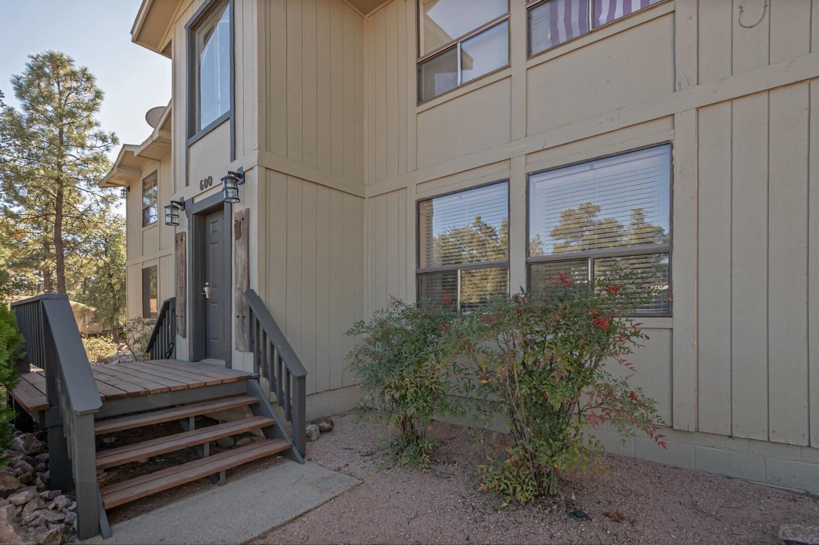 Property Photo:  600 N Easy Street  AZ 85541 