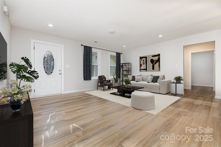 Property Photo: 150 Woodrun Drive NC 27306