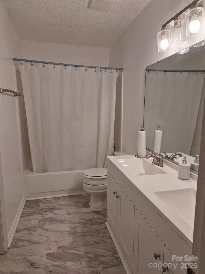 Property Photo:  6227 Mayridge Drive  NC 28215 