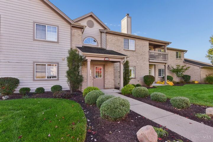 Property Photo: 8517 Breezewood Court OH 45069