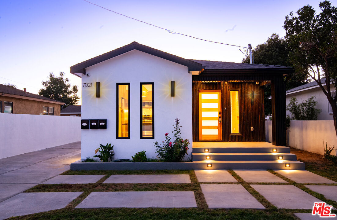 Property Photo:  7021 Walker Ave  CA 90201 