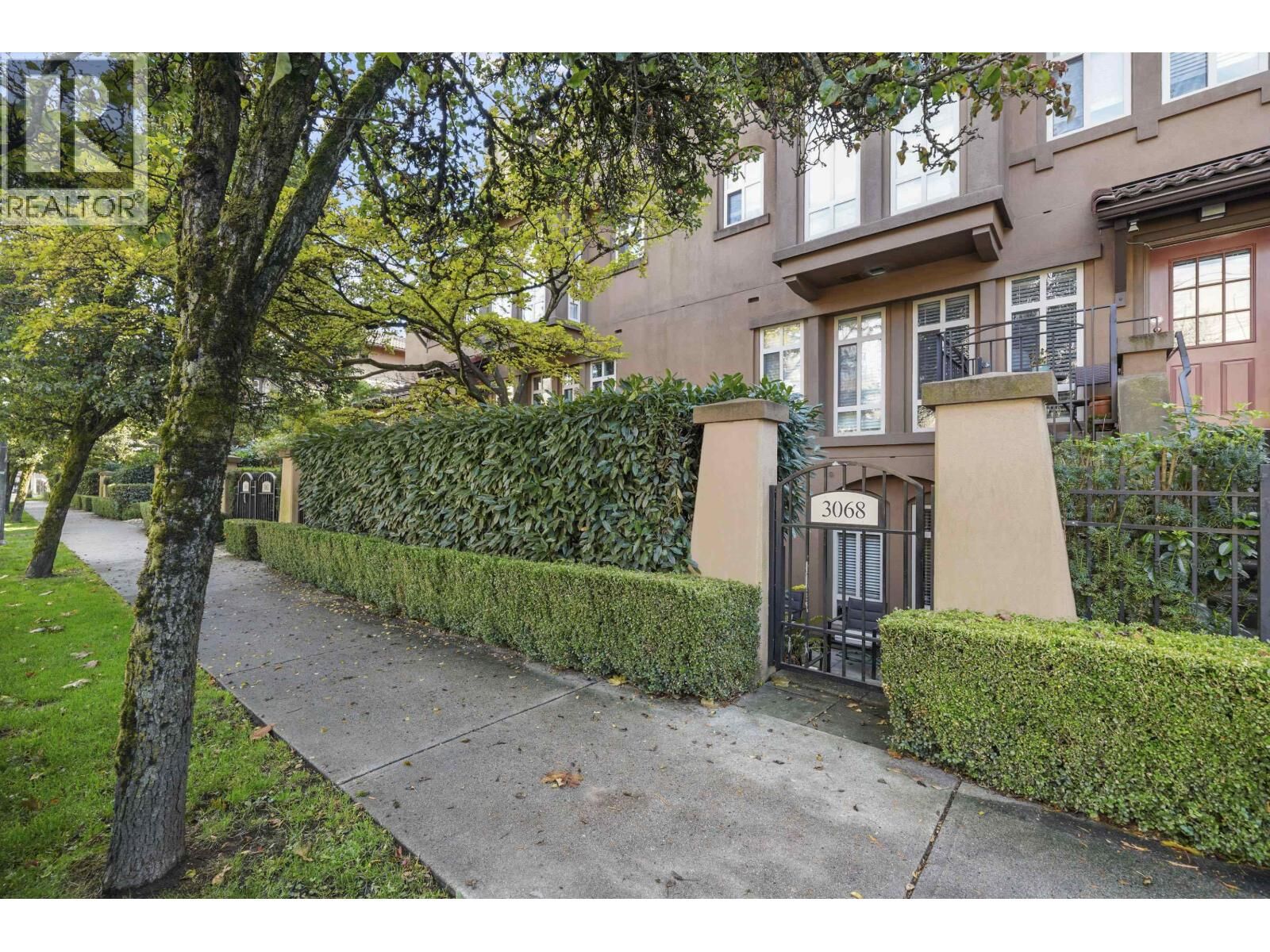 Property Photo:  3068 West 4th Avenue  BC V6K 1R4 