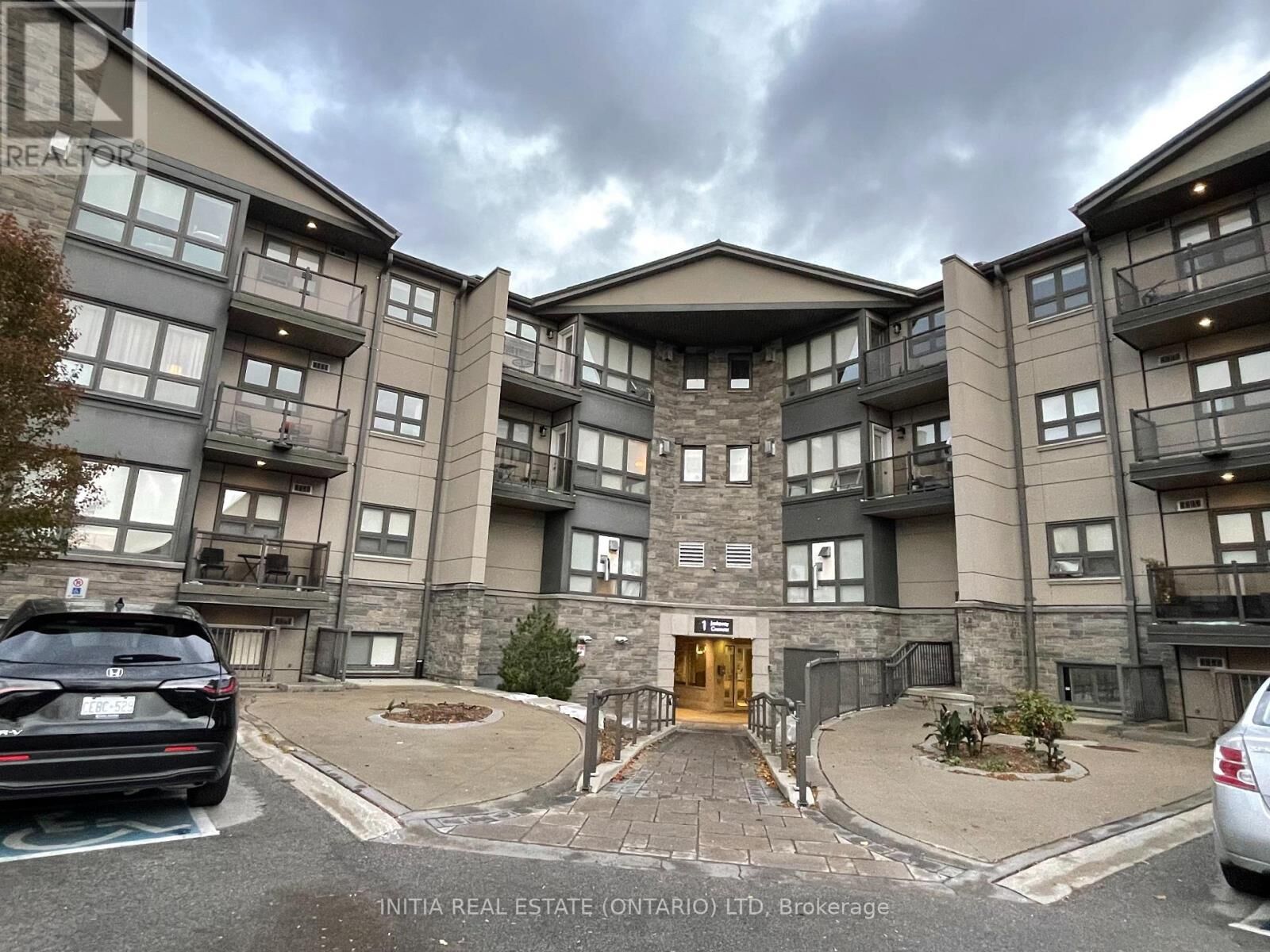 Property Photo:  1 Jacksway Crescent 304  ON N5X 3T5 