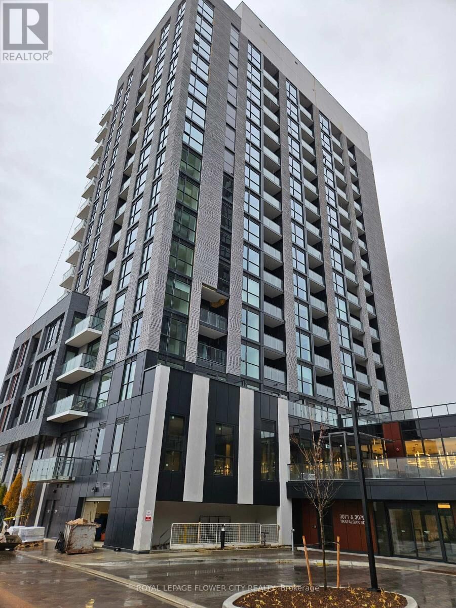 Property Photo: 3071 Trafalgar Road 1008 ON L6H 8C6