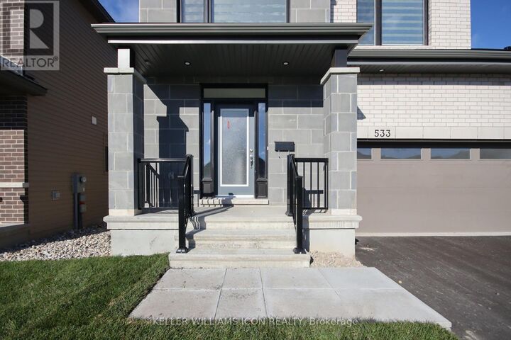 Property Photo:  533 Bobolink Ridge  ON K2S 2N6 