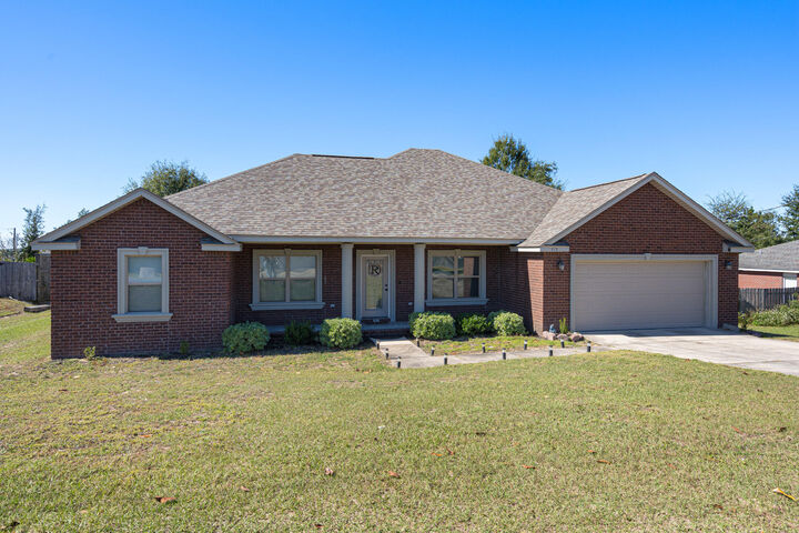 Property Photo: 415 Jillian Drive FL 32536