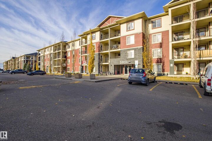 Photo de la propriété:  5804 Mullen Place NW 201  AB T6R 0W3 