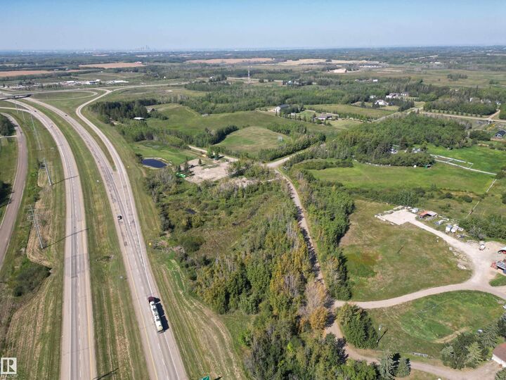 22541 Twp Road 515A  Rural Strathcona County AB T8C 1H5 photo