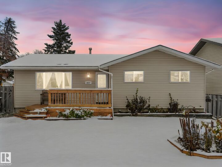 Property Photo:  4927 52 Avenue  AB T0A 0K0 