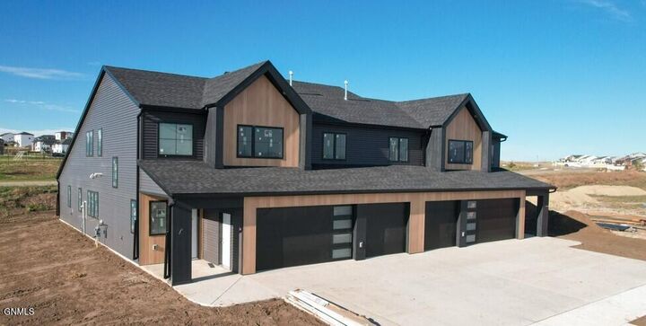 Property Photo: 4218 Kites Lane ND 58503