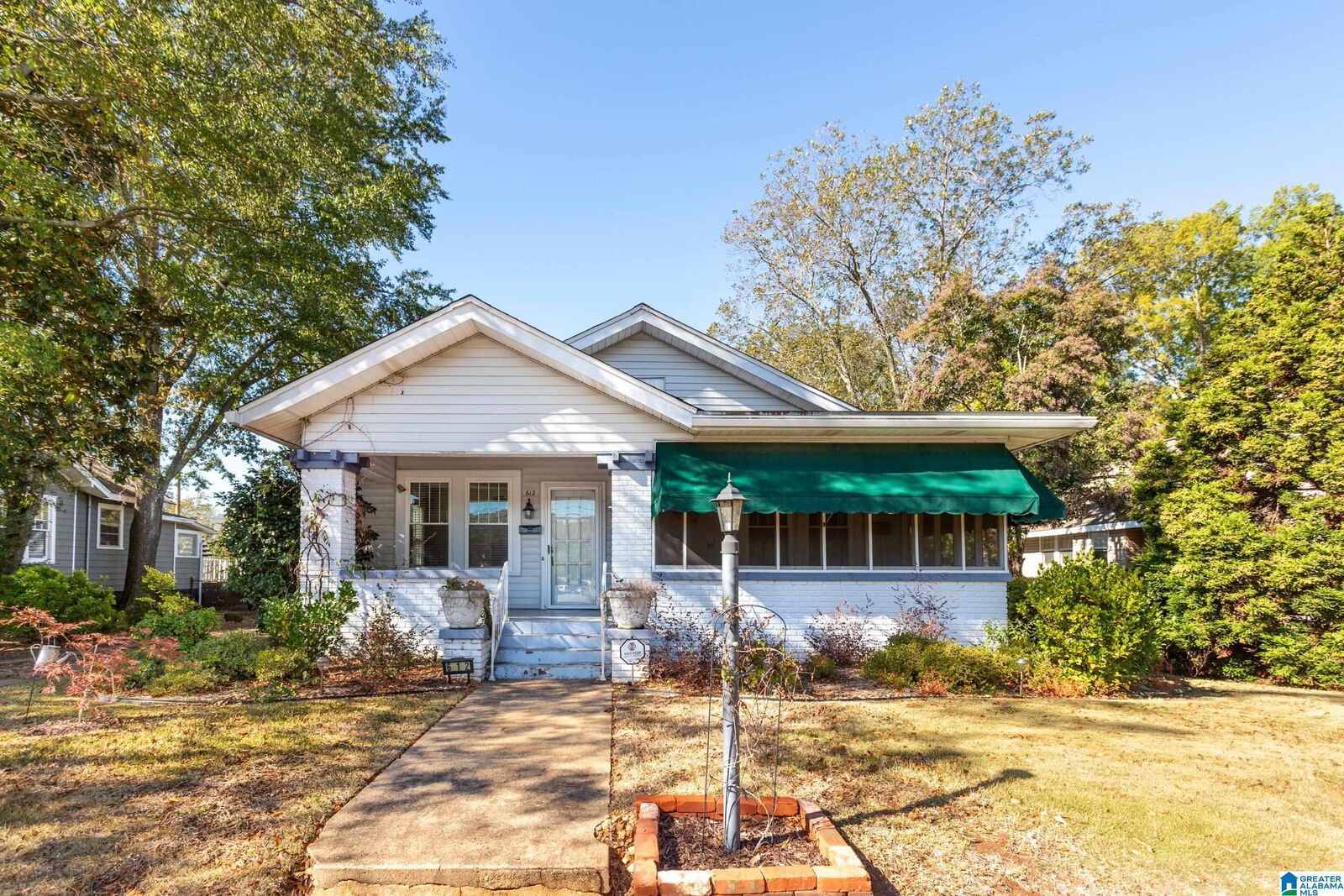 Property Photo: 612 Highland Avenue AL 36207