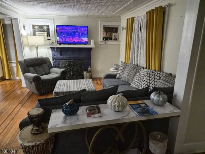 Property Photo: 95 Farragut Rd NJ 07062